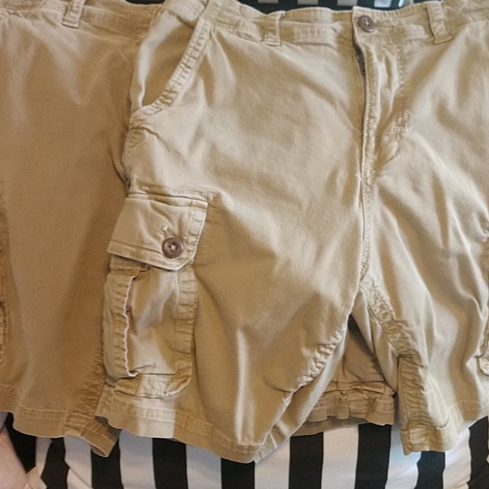 American Eagle Active Flex Cargo Shorts